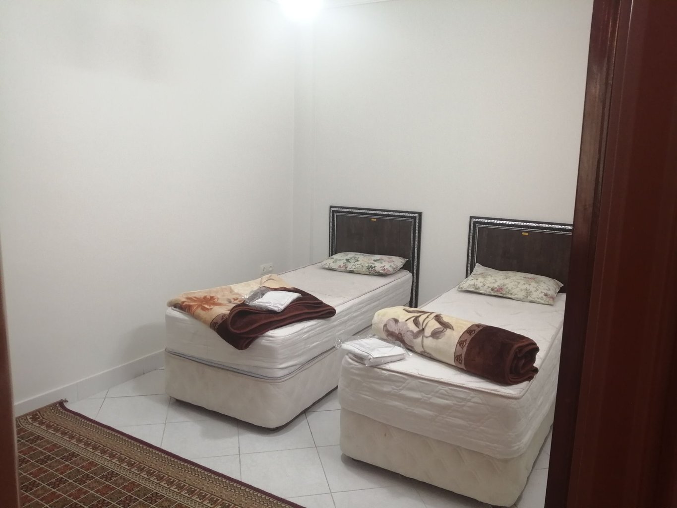 دوخوابه گل نرگس 2