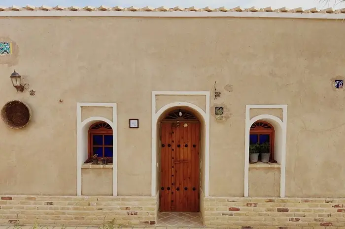 بوم گردی باغ حاج راجی - واحد شاه نشین مصر