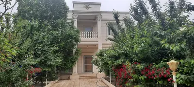 ویلا دوخوابه استخردار آبگرم عمارت ثنا