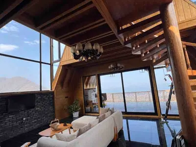 کلبه دوخوابه استخردار سوئيسي دِليا