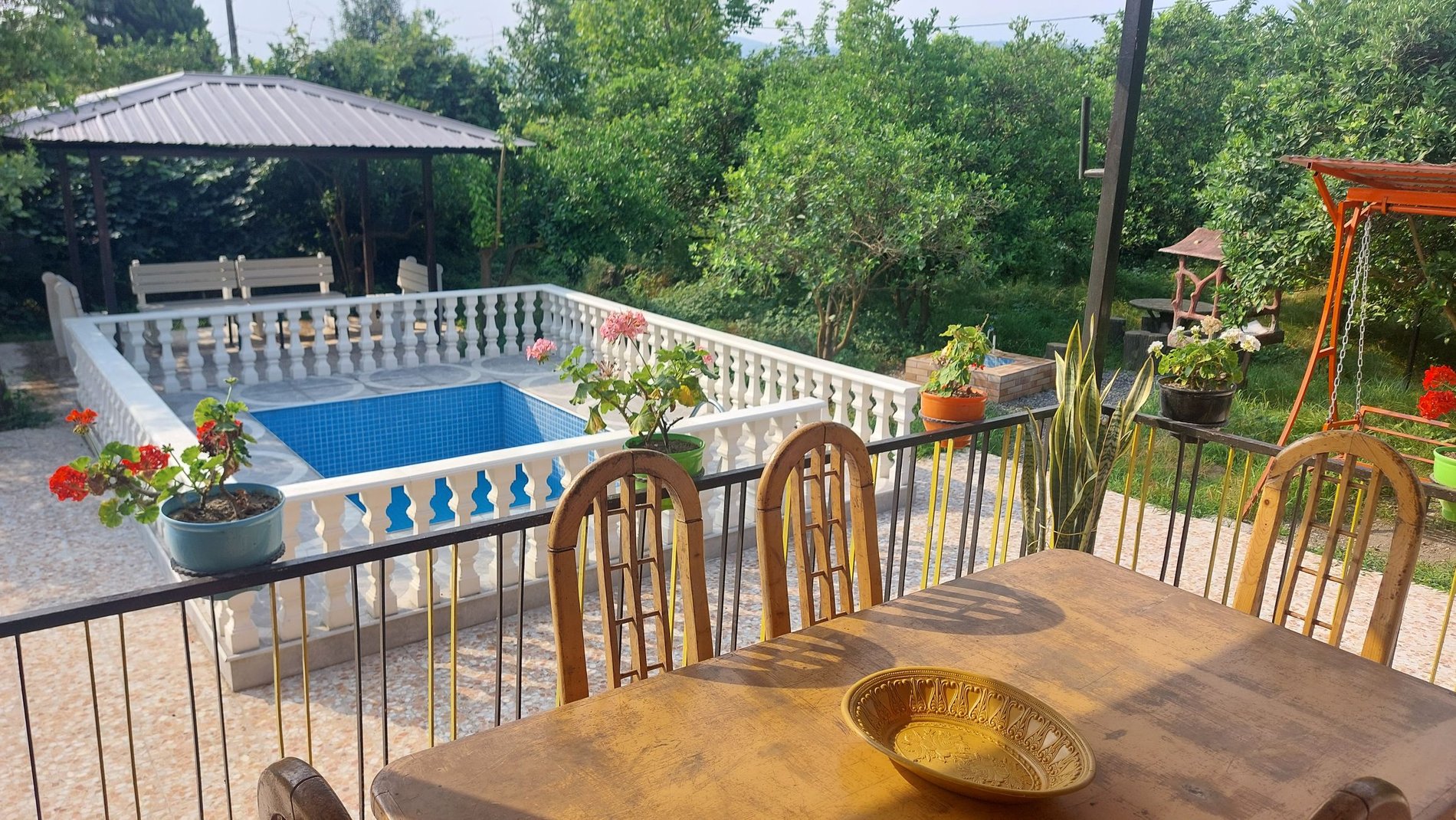 ویلا اقامتگاه دنج قدیمی نیکان