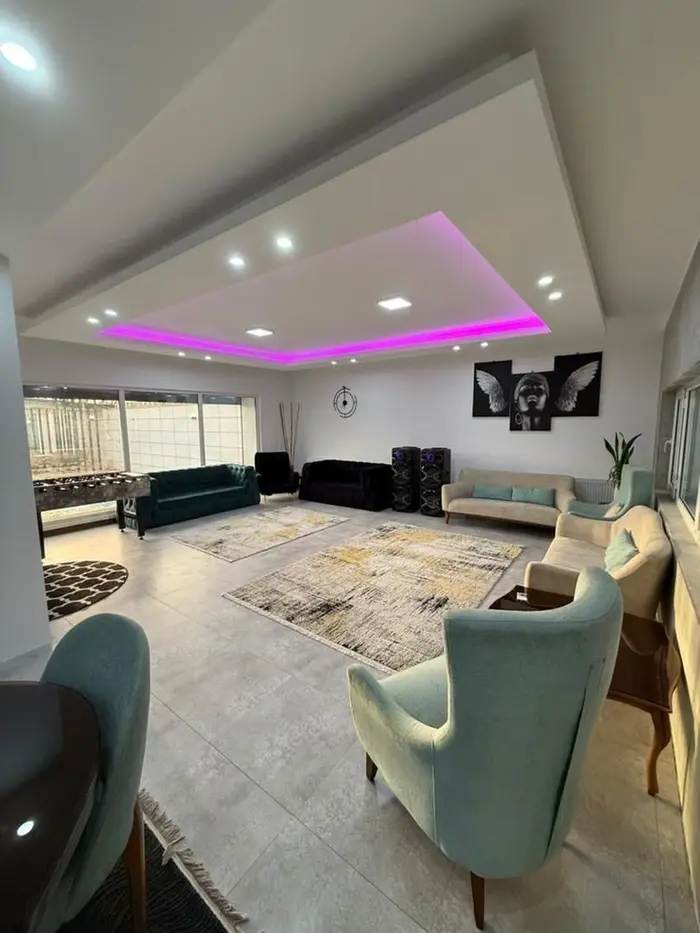 ویلا دوخوابه دوبلکس استخردار سعید سام