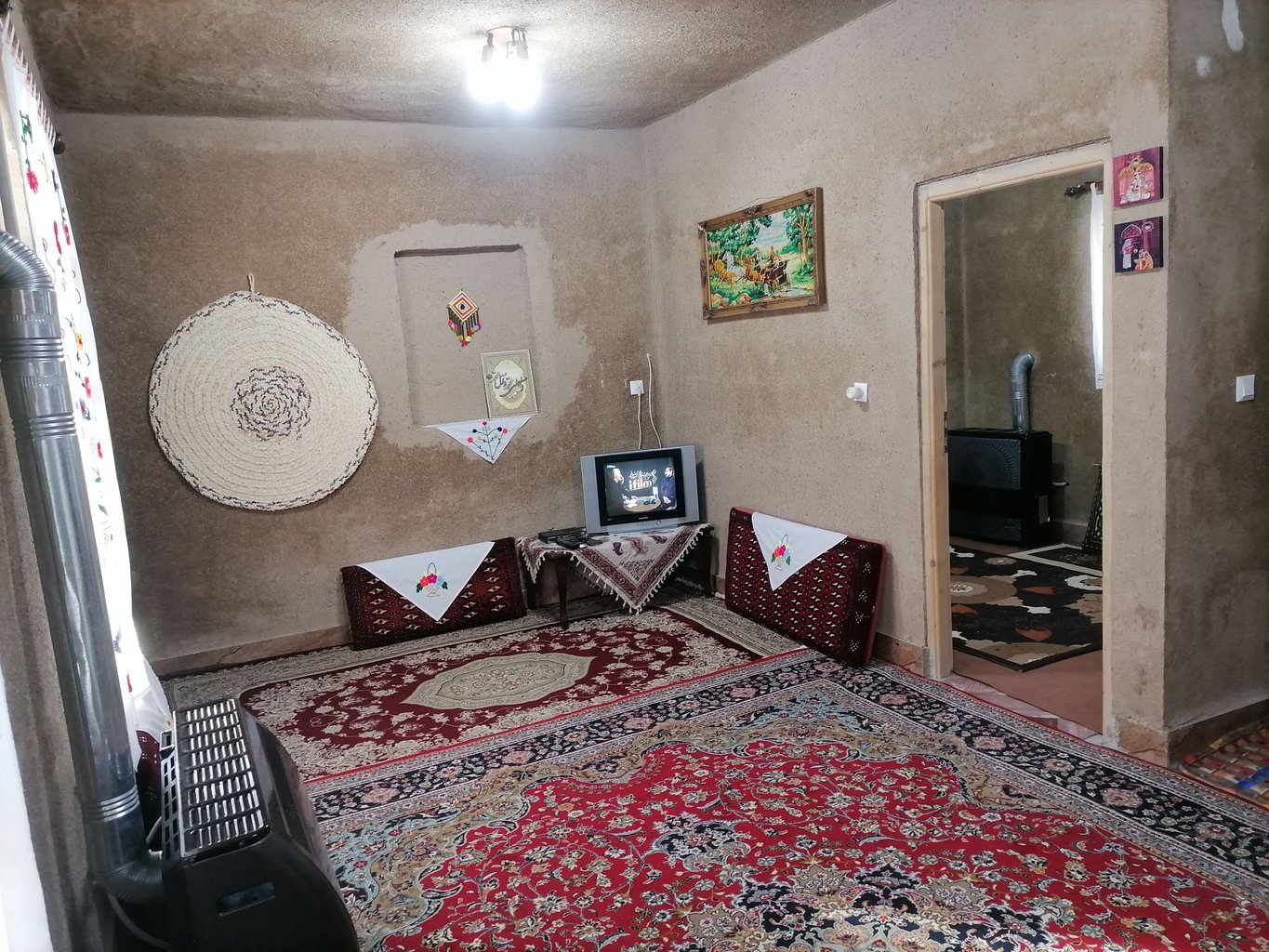 اقامتگاه سنتی یک خوابه کوهستانی آرامش 10