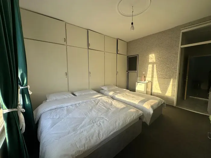 مسافرخانه عرفان - واحد سه تخته 1