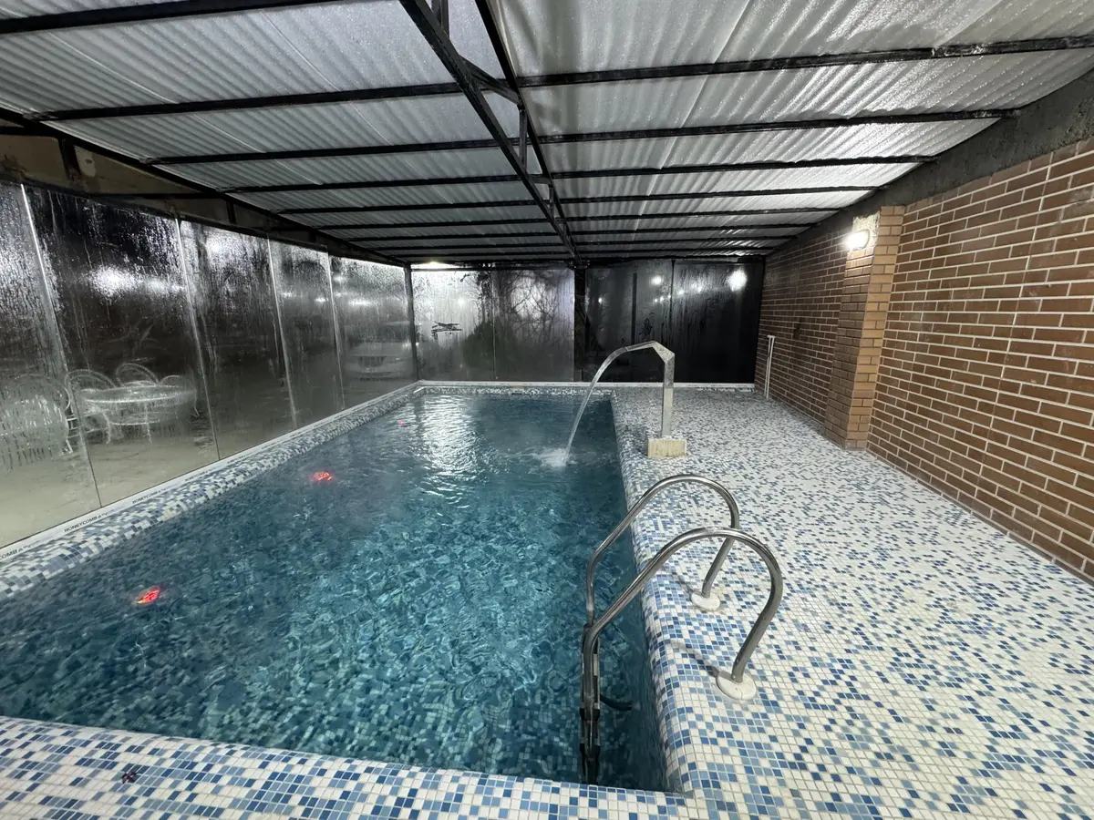 ویلا دوخوابه استخردار آبگرم فندق