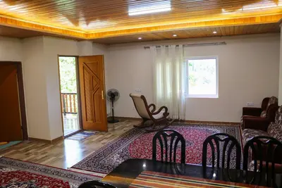 کلبه یک خوابه جنگلی شونیشت