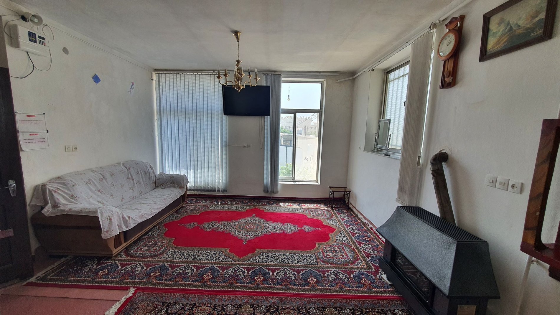 یک خوابه طاقبستان 1