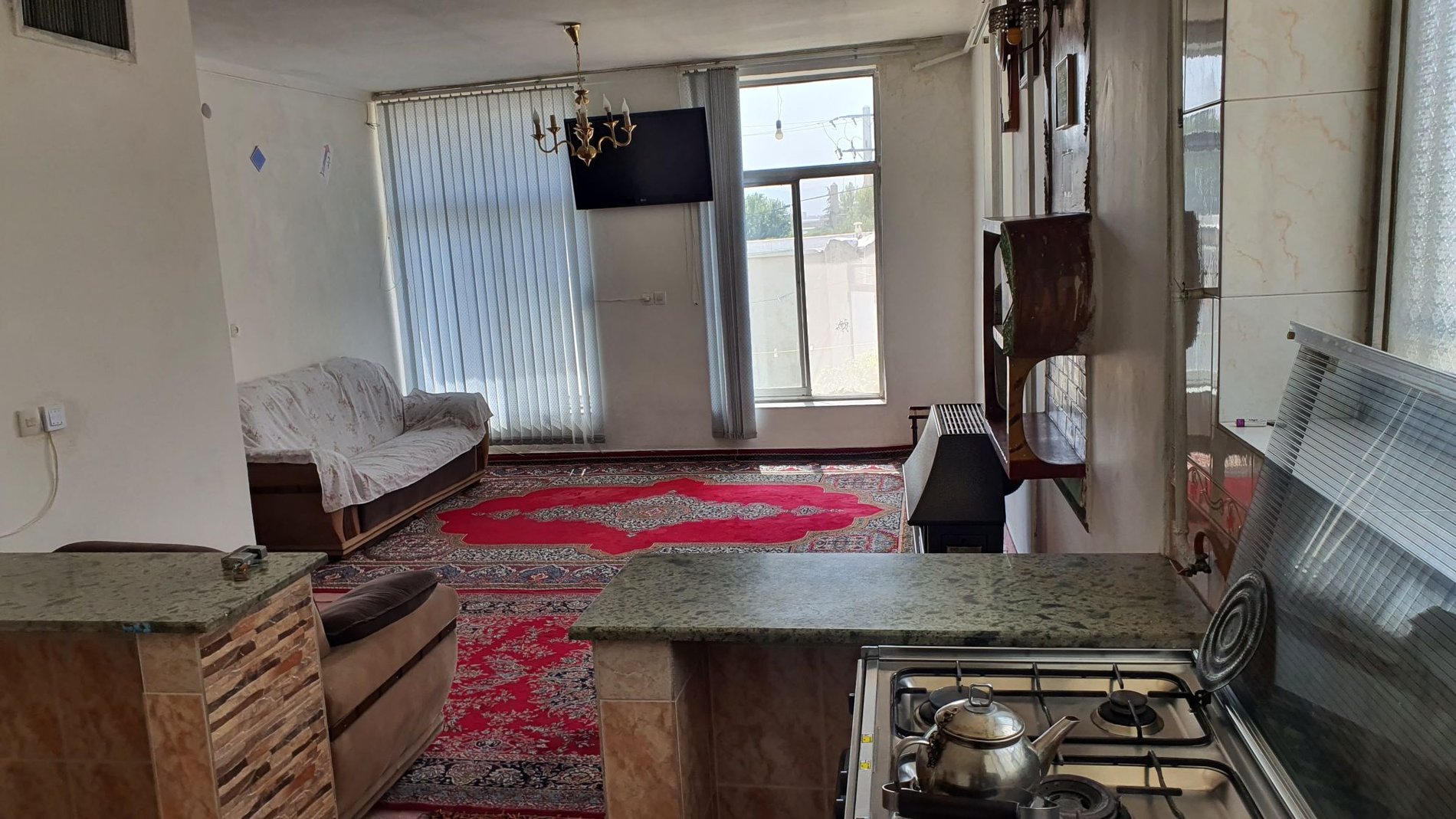 یک خوابه طاقبستان 1