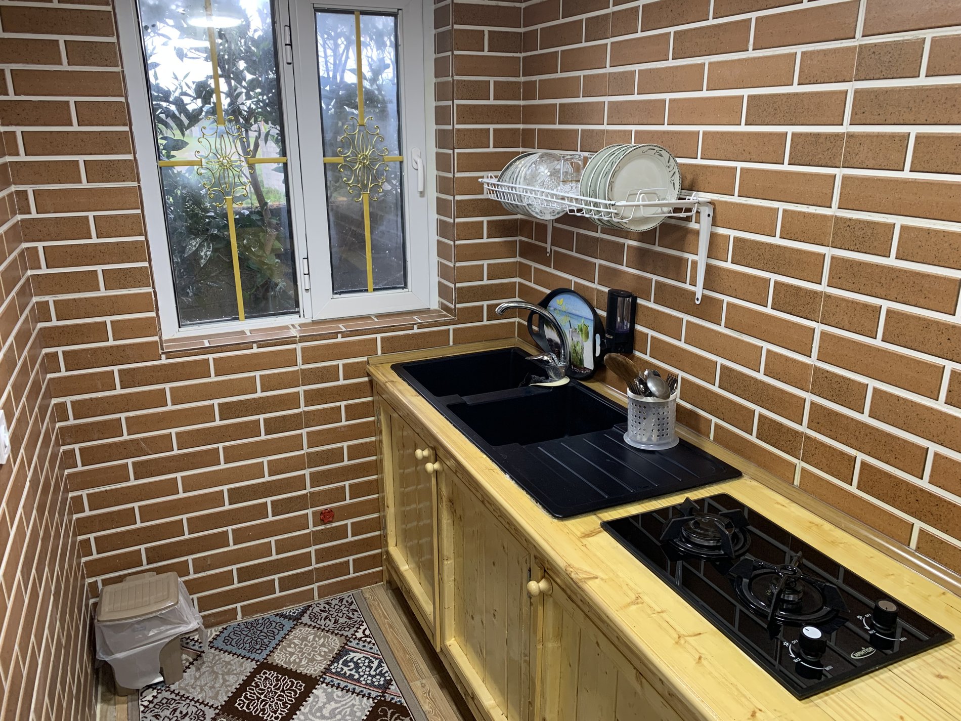 کلبه یک خوابه سوئیسی تی تی