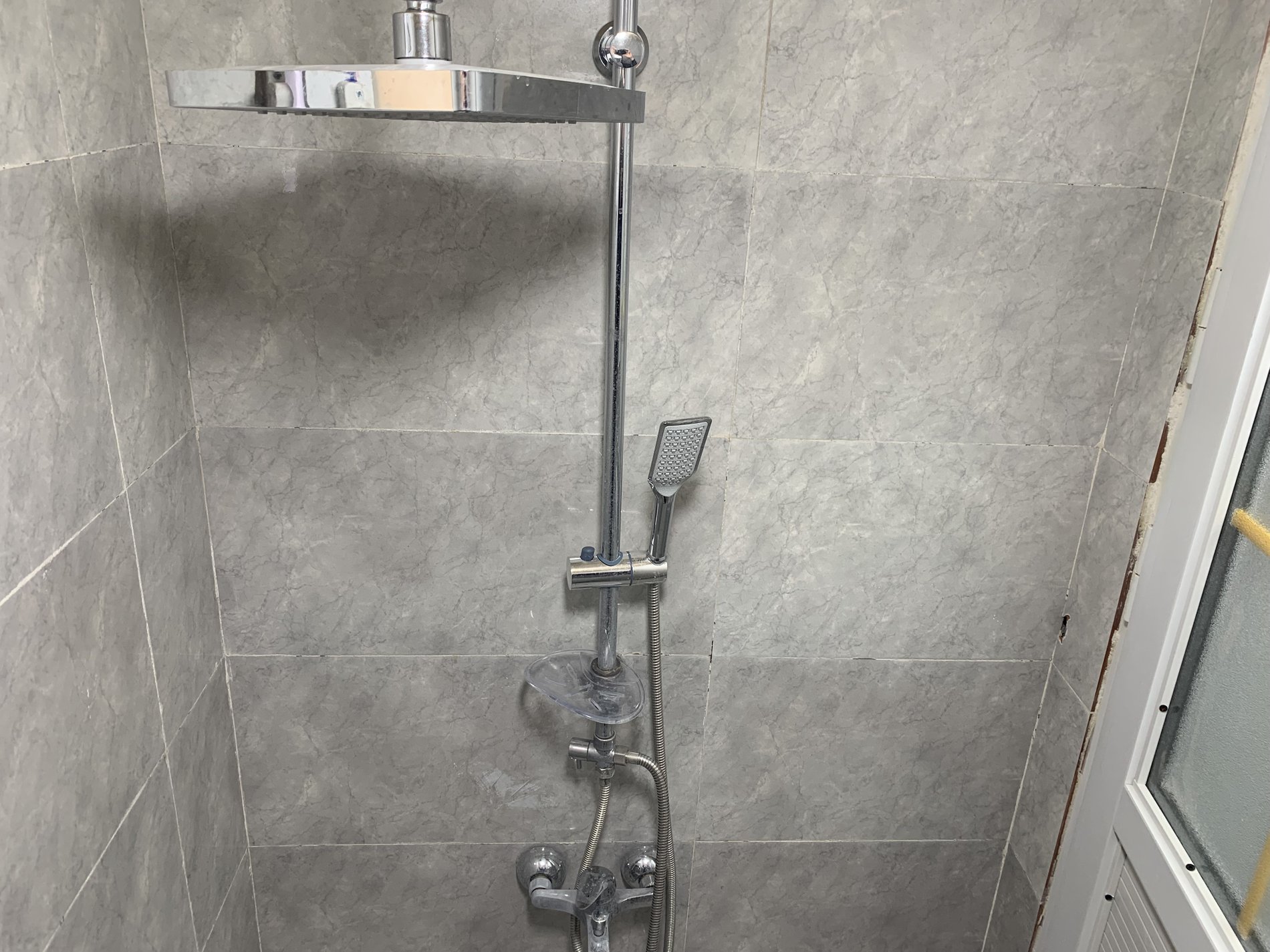 کلبه یک خوابه سوئیسی تی تی