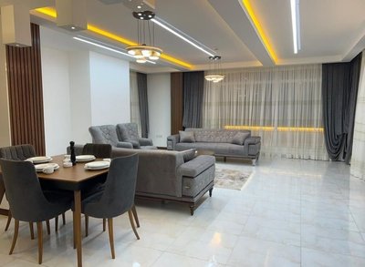 سوئیت دوخوابه بلوط 44