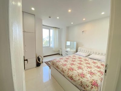 سوئیت دوخوابه بلوط 44