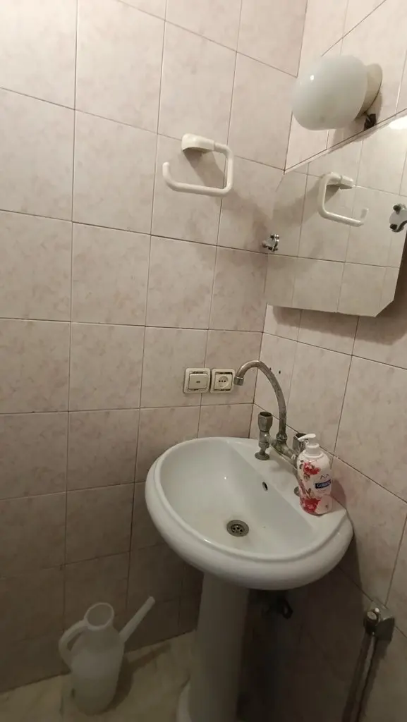 آپارتمان دوخوابه گلشنی آزادی واحد 4