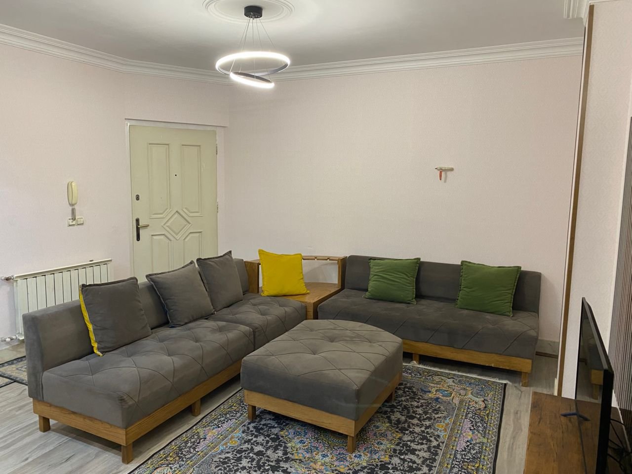 آپارتمان دوخوابه گلشنی آزادی واحد 7