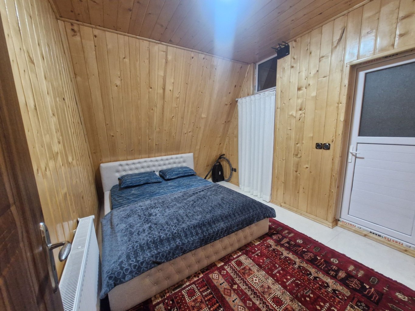 سه خوابه چوبی برنا