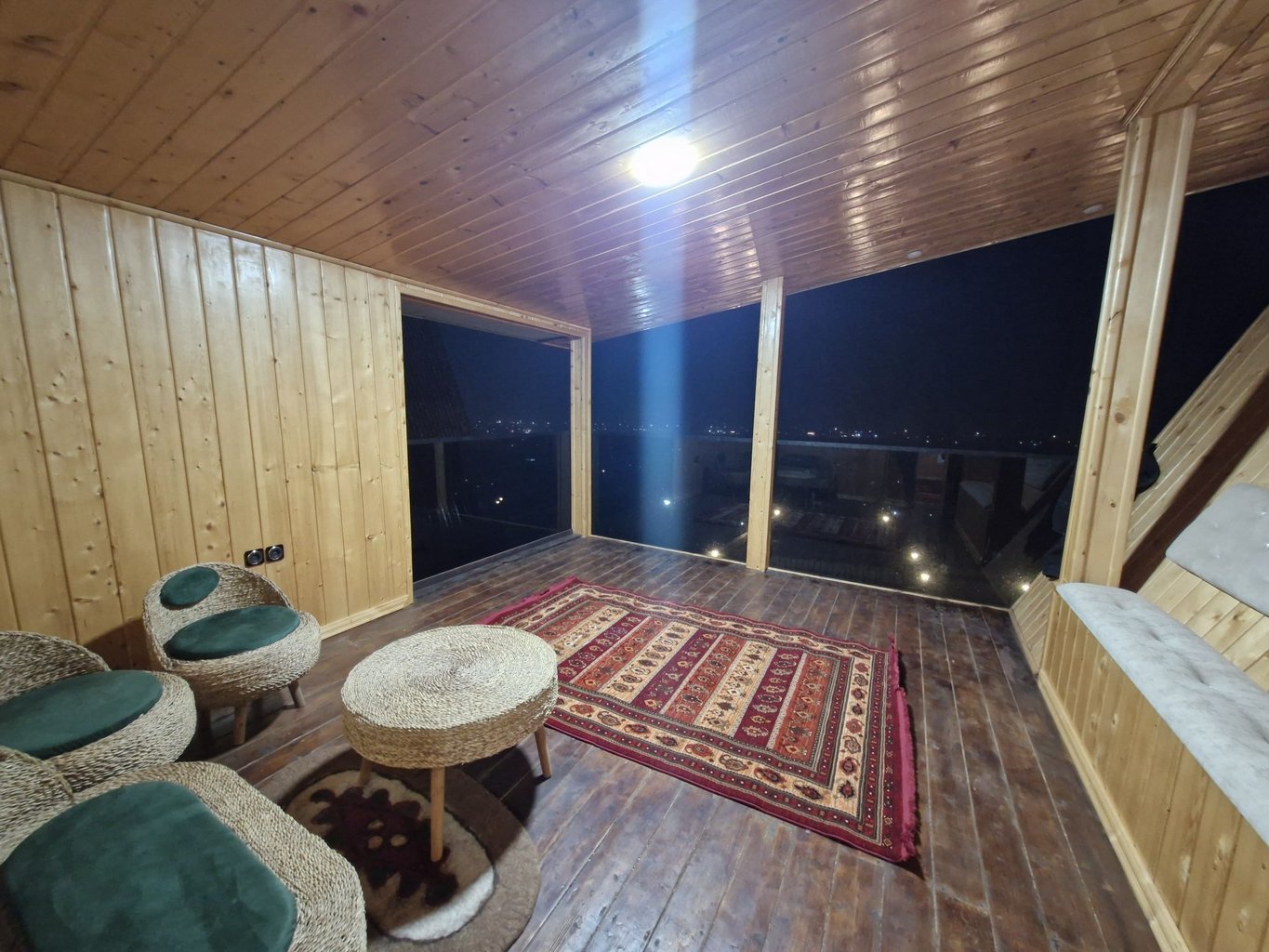 سه خوابه چوبی برنا