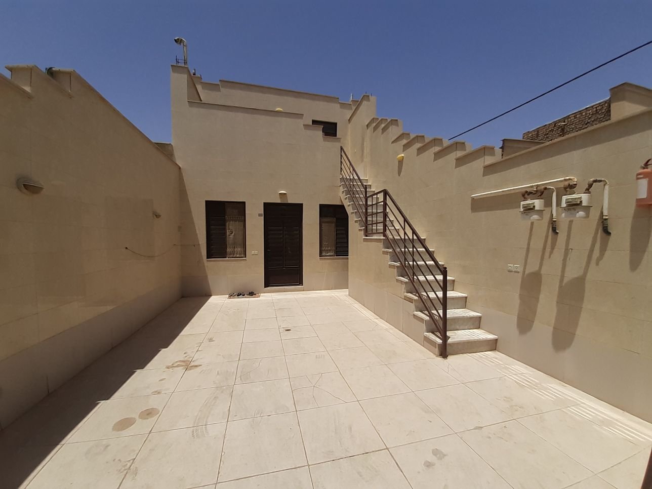 آپارتمان سه خوابه کافی زاده