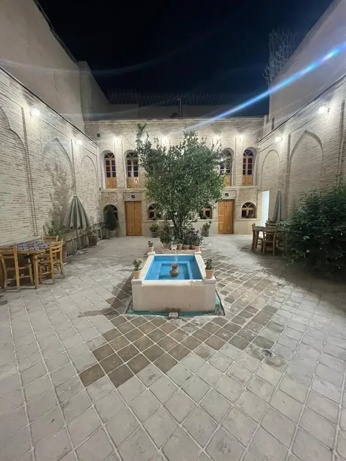 بوم گردی خانه همای - واحد خشت