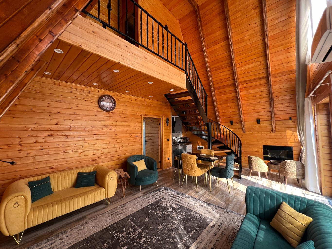 دوخوابه استخردار آبگرم ژینگو