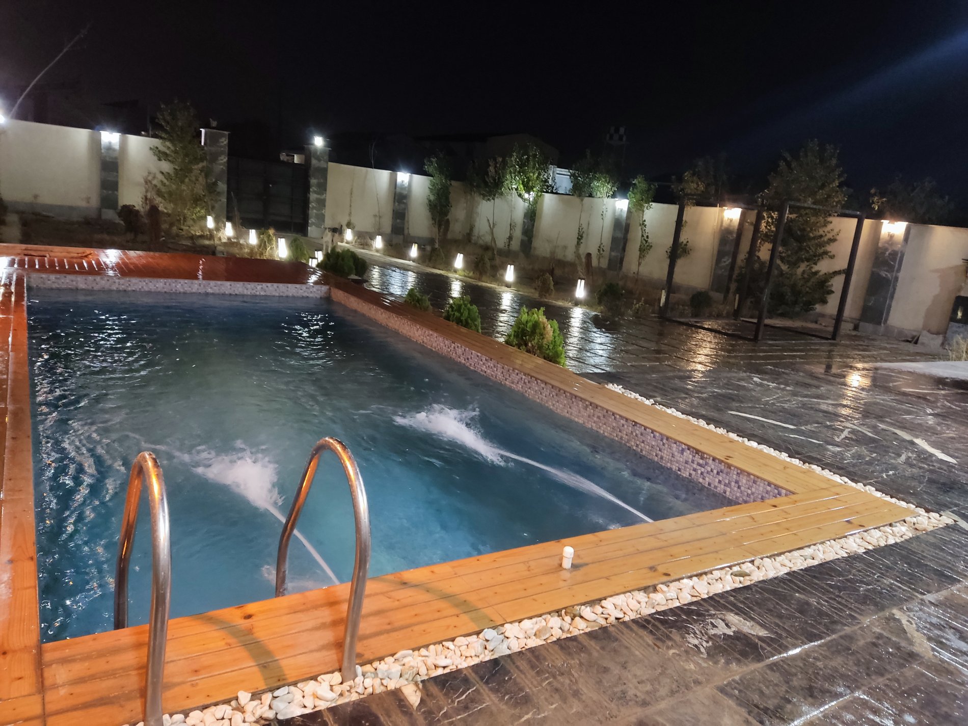 ویلا دوخوابه استخردار آبگرم زعفرانیه 3