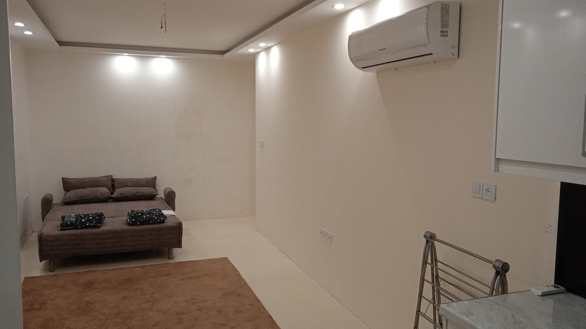 آپارتمان فردوسی - واحد ۶