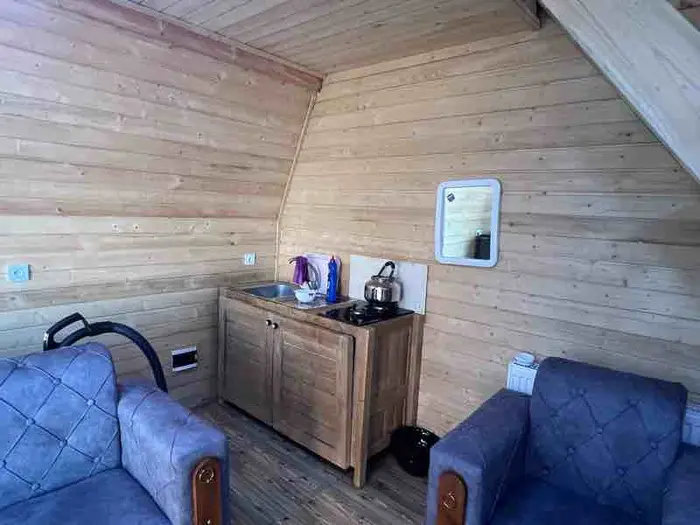 کلبه دوخوابه بهشت کوچک ۳ - انتخاب عنوان تصویر