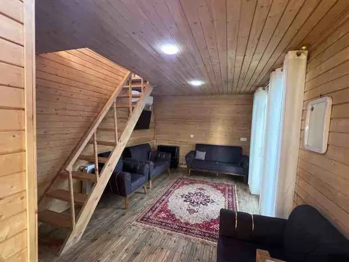 کلبه یک خوابه بهشت کوچک 4 - انتخاب عنوان تصویر