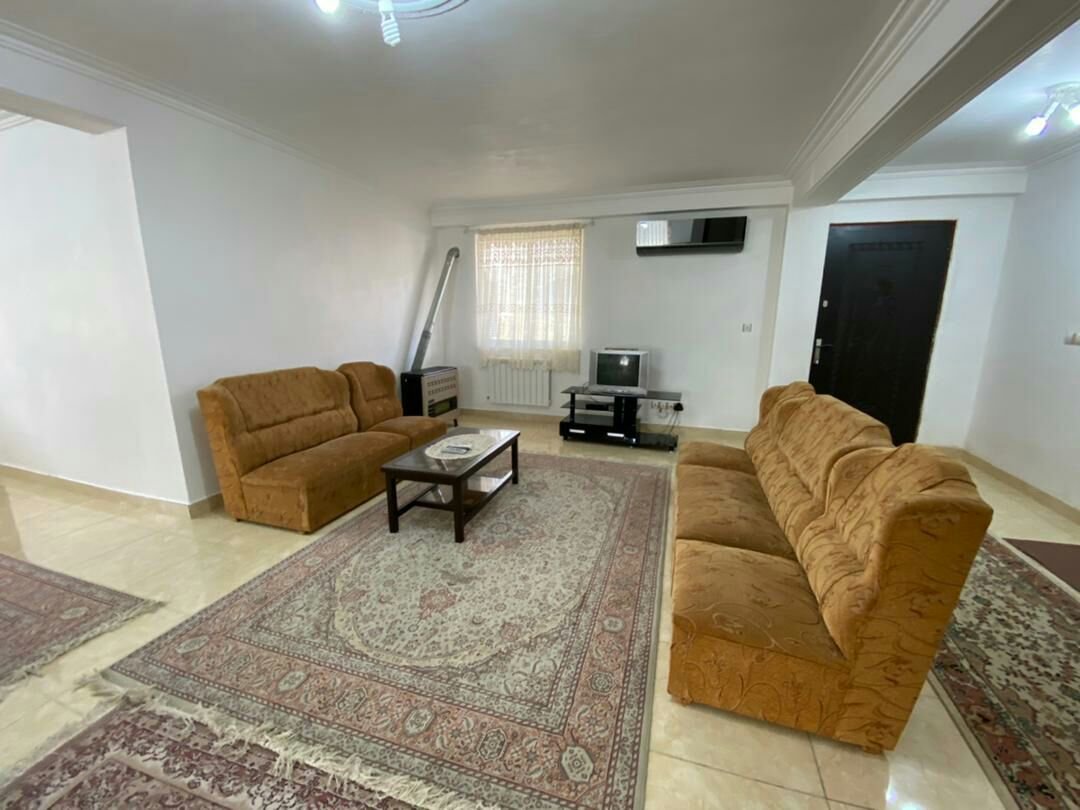 ویلا سه خوابه نگین قلعه رودخان - پذیرایی