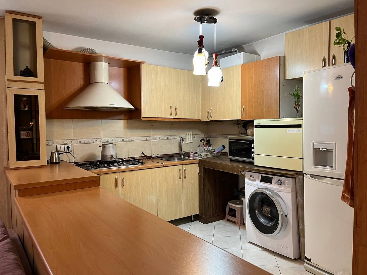 آپارتمان یک خوابه نسترن 85