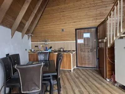 کلبه تریپلکس استخردار آبگرم سوئیسی دوخوابه فضلی