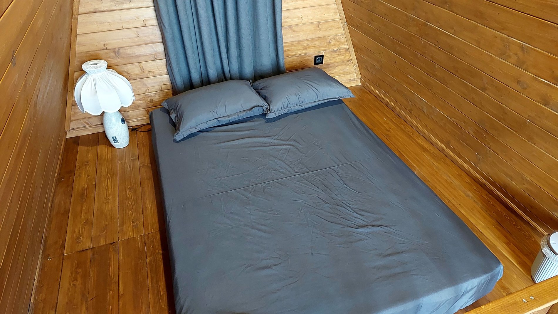 یک خوابه سوئیسی ساحلی 59