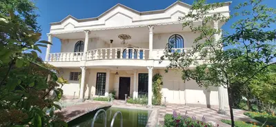 ویلا فلت نصف جهان 2