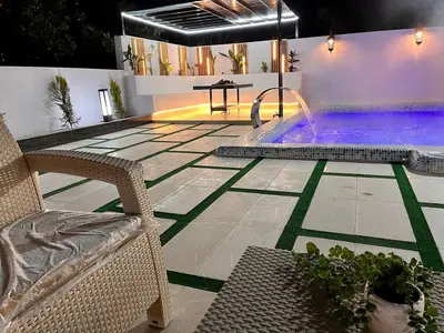 ویلا یک خوابه جنگلی استخردار آبگرم شاهان