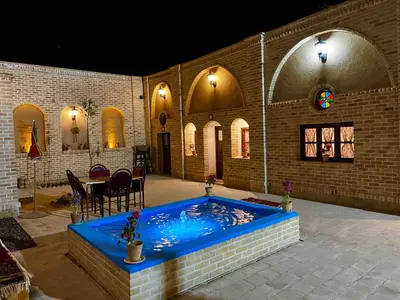 اقامتگاه سنتی بابابزرگ - واحد شبستان