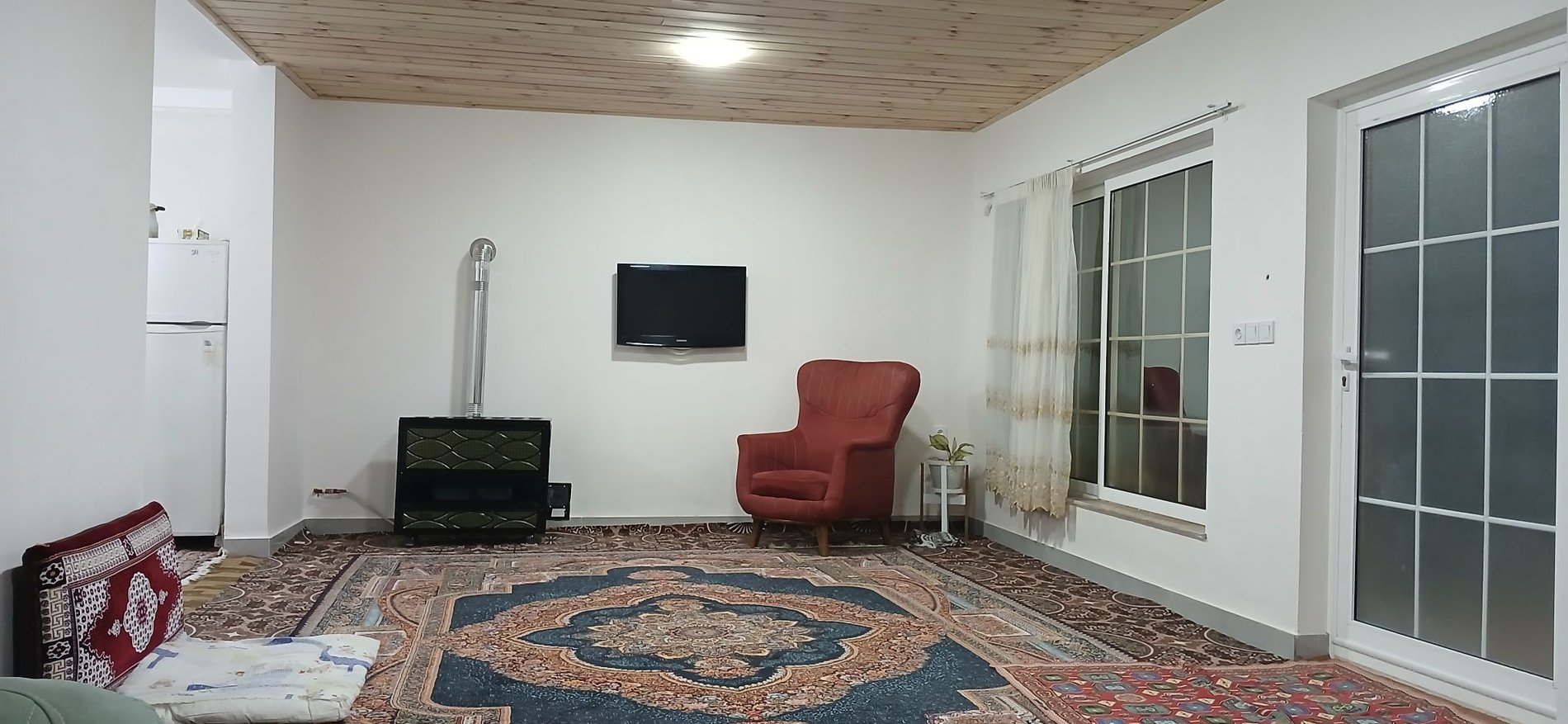 یک خوابه روستایی جواهر