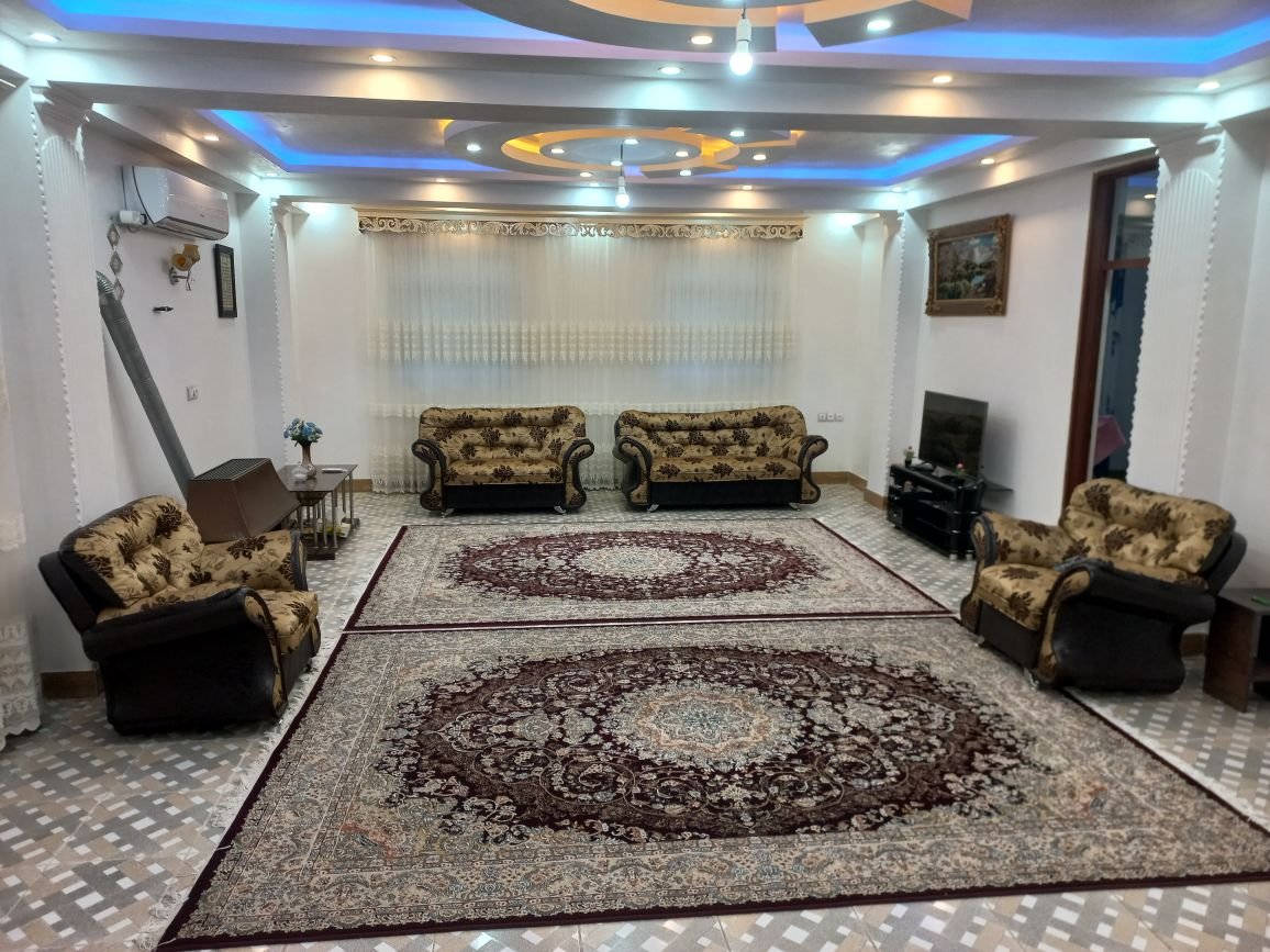 ویلا دوخوابه بام سبز شرقی