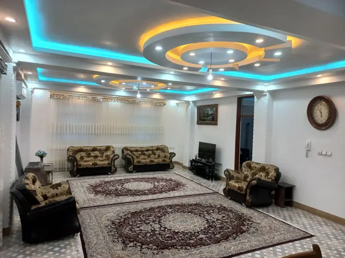 ویلا دوخوابه بام سبز شرقی