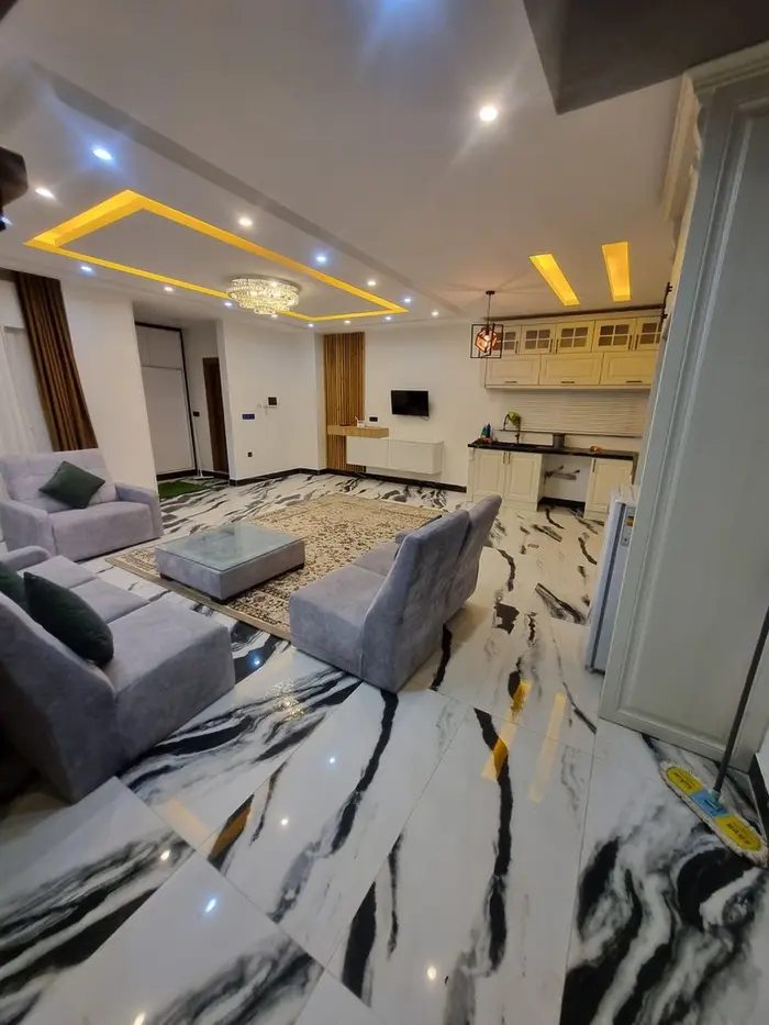 ویلا سه خوابه ساحلی تریپلکس خانه دریا - نشیمن سالن پایین