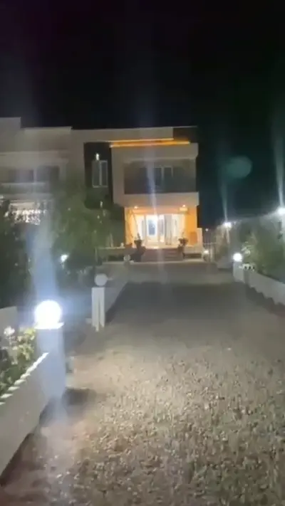 ویلا دوخوابه دوبلکس سپید 1