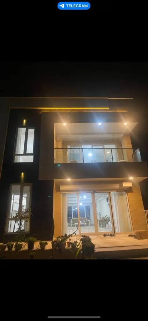 ویلا دوخوابه دوبلکس سپید 1