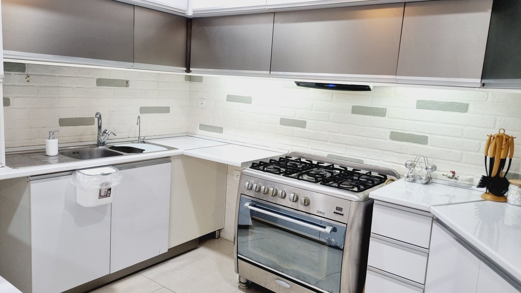 دوخوابه بهار و زیتون