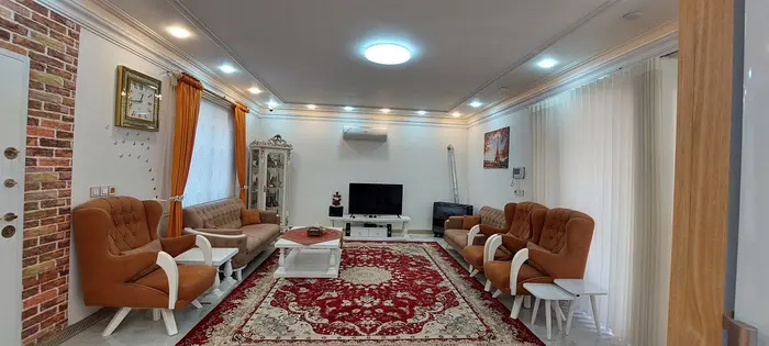 سوئیت فلت محمد زاده - سالنی شیک و بزرگ