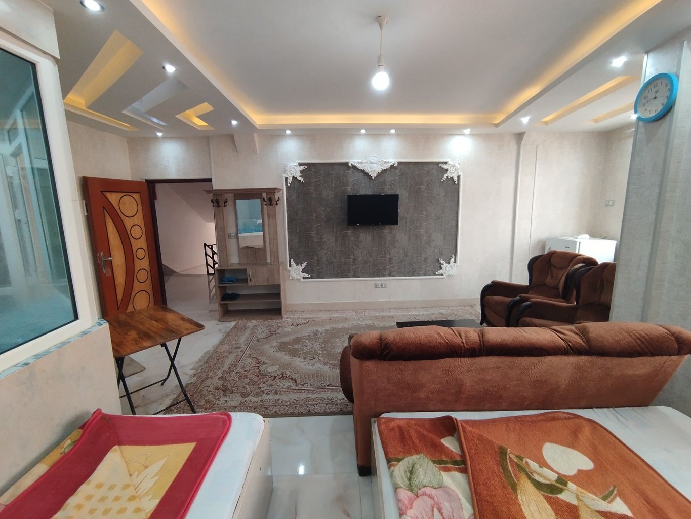 مجتمع اقامتگاهی آناهیتا - واحد سه تخته استخردار