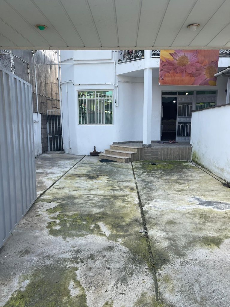 دوخوابه ساحلی نادر