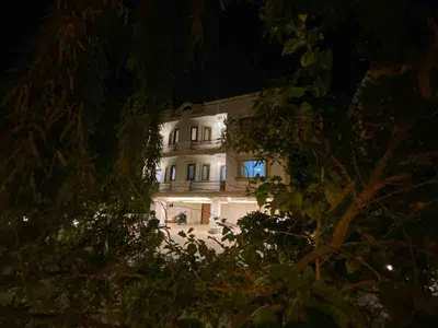 آپارتمان یک خوابه خانه آرمانی ۱