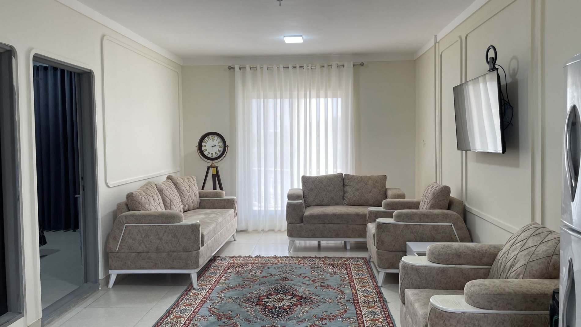 ویلا دوخوابه استخردار آبگرم رمانا