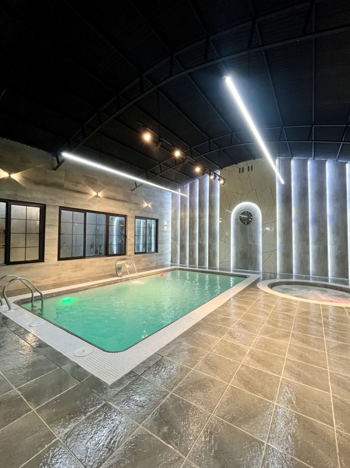 ویلا دوخوابه استخردار آبگرم رمانا