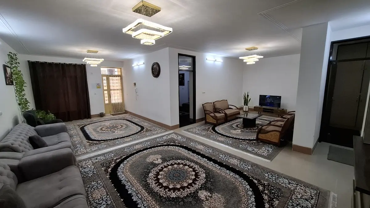 آپارتمان دو خوابه آریوبرزن