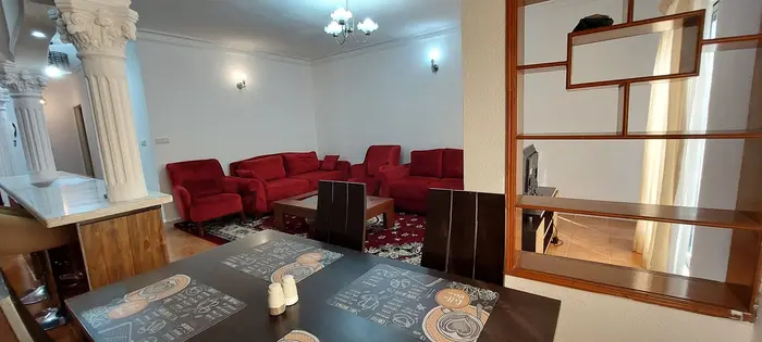 آپارتمان دوخوابه شهرک صدف - واحد ۲ - هال