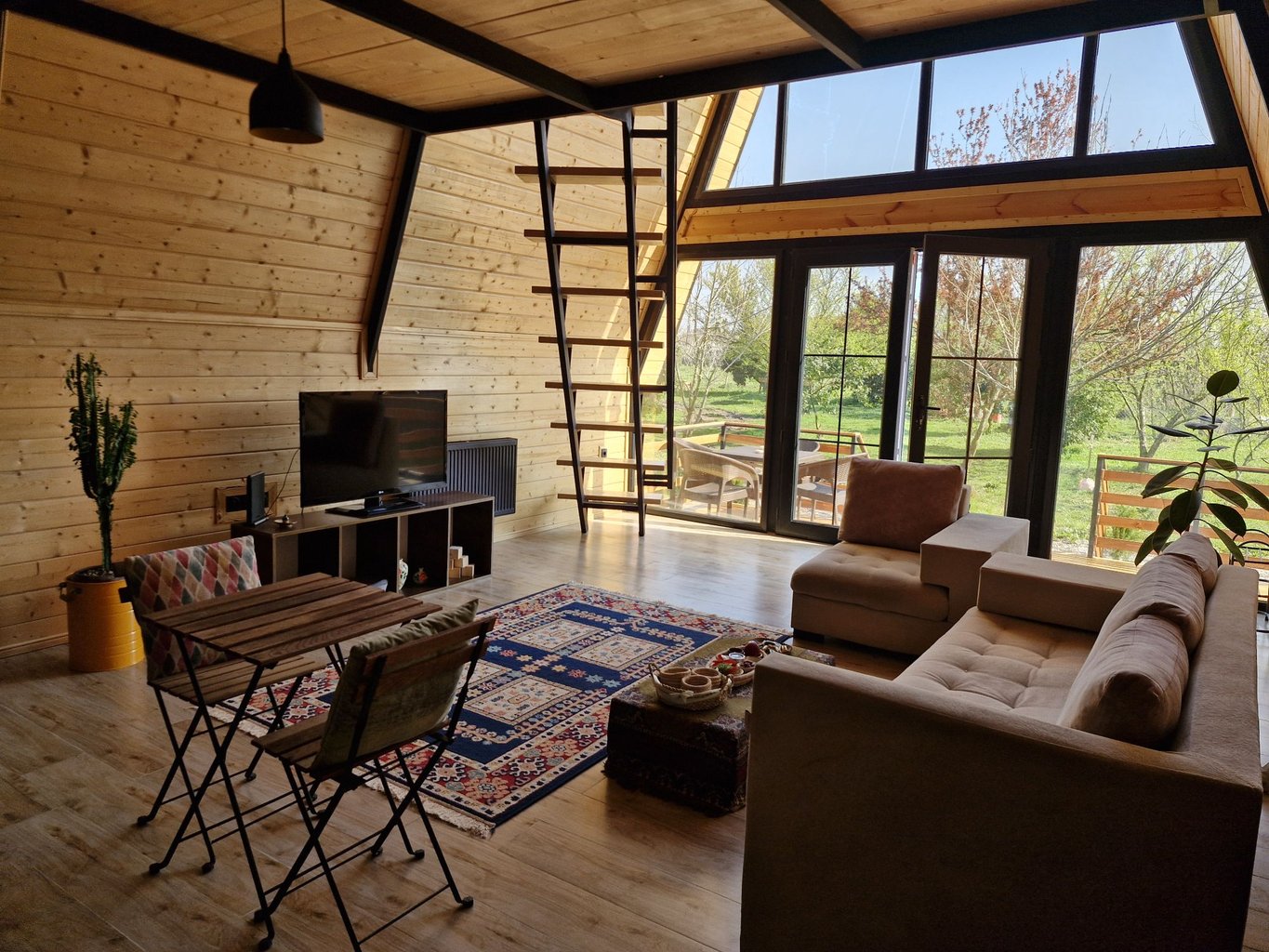 کلبه یک خوابه دوبلکس بمانی